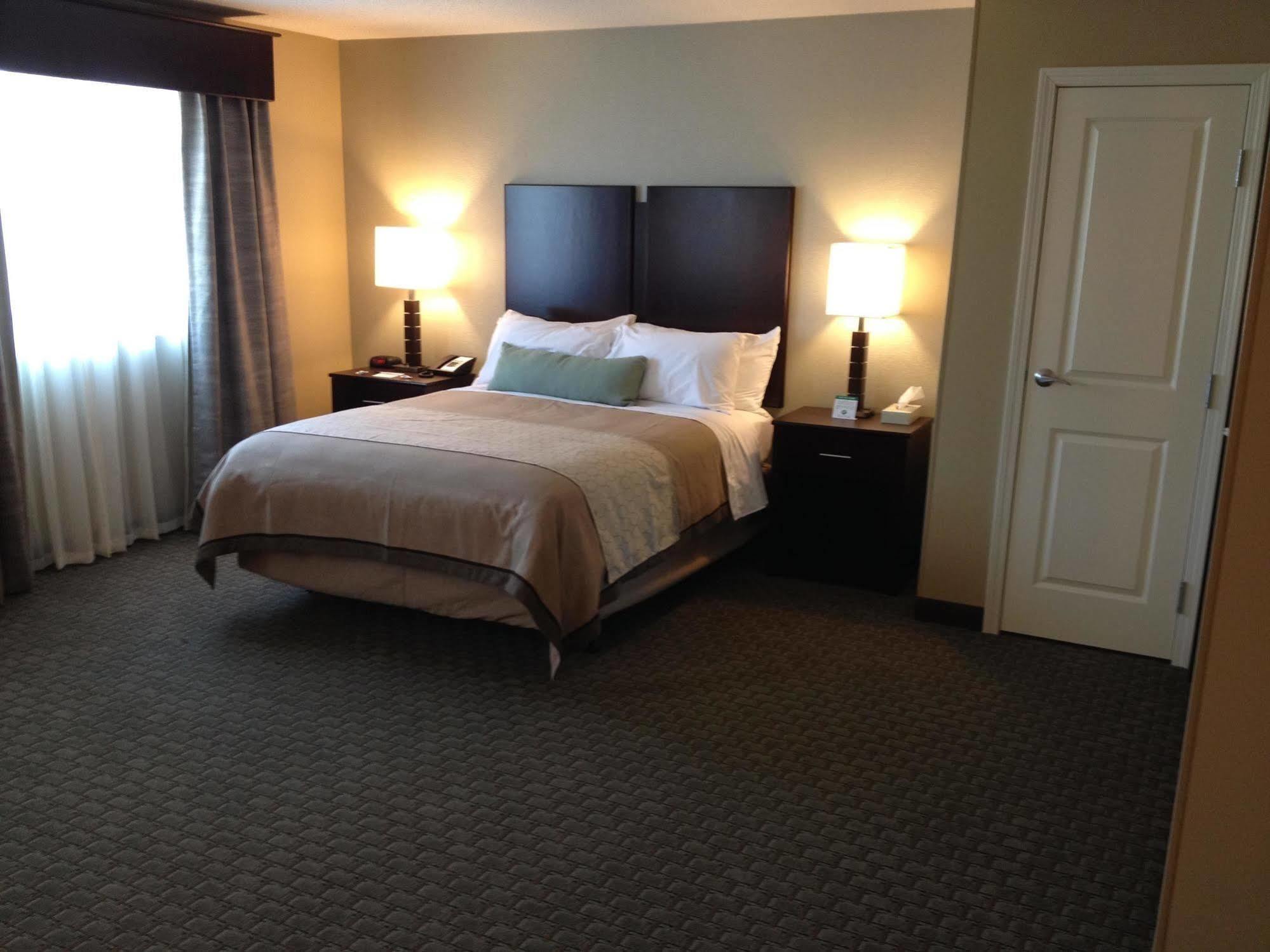Grandstay Hotel & Suites - Glenwood Extérieur photo